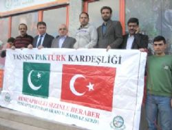 Kardeş Pakistan yardıma koştu